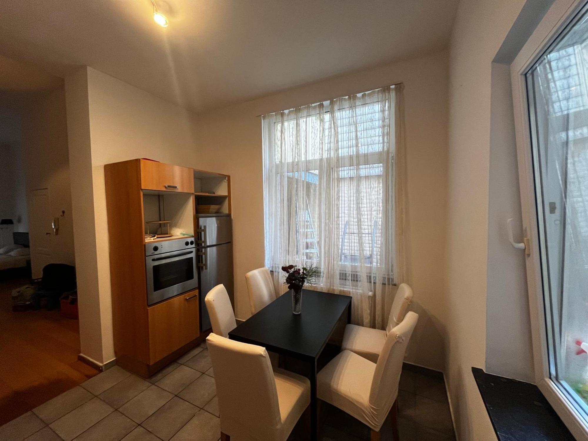 L&L Residence บรัสเซลส์ ภายนอก รูปภาพ